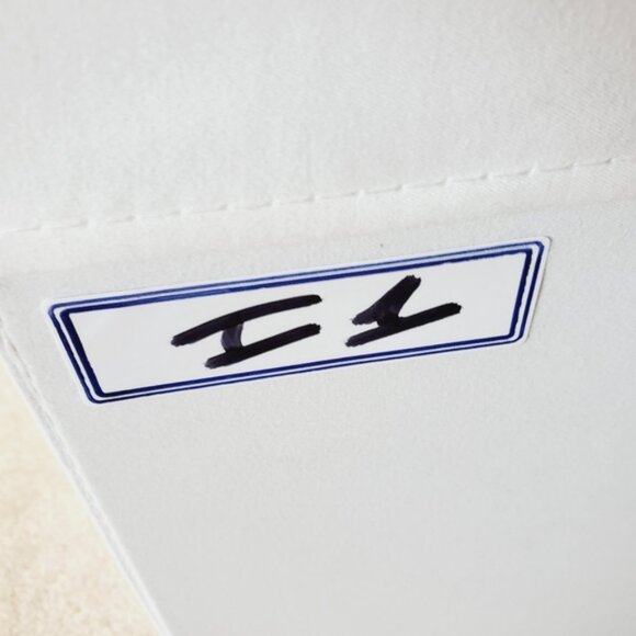 NWT Heys CMYK Zig-Zag Passport Holder. - Picture 5 of 5